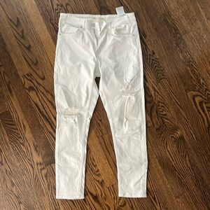 Levi’s 721 Vintage High Rise Skinny White Distressed Jeans. Size 30